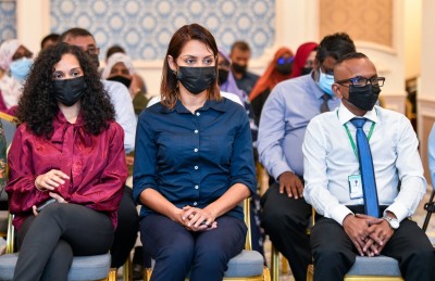 ކޮވިޑް ނިމުނީ ކަމަށް ނިންމައިގެން ނުވާނެ، ތަޖުރިބާއިން އިބުރަތް ހޯދަންޖެހޭ: ނަސީމް