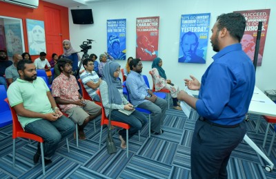 ނޫސްވެރިކަމުގެ ހާލަތާ ގުޅޭ ގޮތުން މަޝްވަރާކޮށްފި