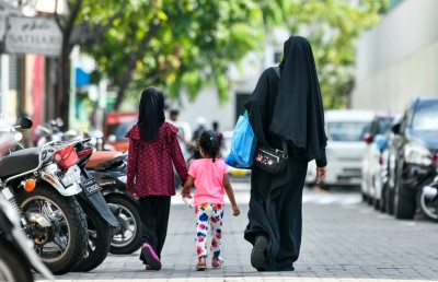 ދަރިމައިވާ ރޭޓް އަދިވެސް ދަނީ ދަށަށް