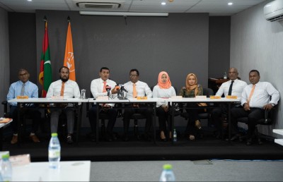 ޕާސްޕޯޓް ހިފެހެއްޓުމަކީ ޖުޑިޝަރީގެ ސިޔާސީ ޖަރީމާއެއް: ސިޔާމް