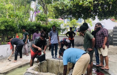 ހެރިޓޭޖްގެ ވެރިން ނުކުމެ ހުކުރު މިސްކިތުގެ އާބާތުރަ ފިލުވަނީ