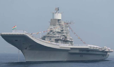 ބޭރު ސިފައިން ރާއްޖެ ގެންނަން ގޮވާލުން: ތިޔަ ކުޅެވެނީ އަލިފާނާ!