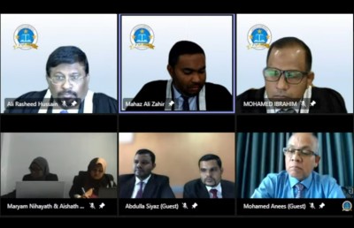 ސުޕްރީމް ކޯޓުގެ ކުރީގެ ފަނޑިޔާރަކު ދެ މިލިއަން ރުފިޔާގެ ރިޝްވަތަށް އެދުނުކަމަށް ކޯޓުގައި ބުނެފި