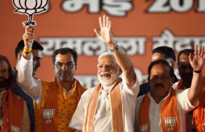 މޯދީގެ މިފަހަރުގެ ބަހުގެ ހަމަލާތައް ރަޖީވް ގާނދީ އަށް