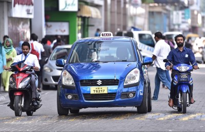 ސަރުކާރުން ވަކި ގޮތެއް ނުނިންމާ ނަމަ ޓެކްސީ ދަތުރުތައް ހުއްޓާލަނީ