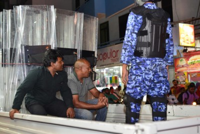 މުޒާހަރާތަކާ ގުޅިގެން ހައްޔަރުގައި ތިބީ ހަ މީހުން: ފުލުހުން