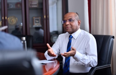 ބޮޑު އަޣުލަބިއްޔަތާ އެކު، އިތުބާރު ދެމެހެއްޓޭނީ ވަރަށް ބާރަށް ކަންކަން ކޮށްގެން: ޝާހިދު