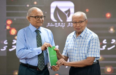 ދިވެހިން އެހެން ގައުމަކަށް ގޮސް ކުރާ ހަނގުރާމައަކީ ޖިހާދެއް ނޫން: މައުމޫން