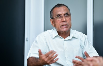 އަފީފް: އަޅުގަނޑުގެ ކުރިމަތީ އޮންނާނީ ގާނޫނާއި ގަވާއިދު