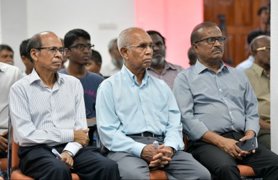 ދިވެހިން އެހެން ގައުމަކަށް ގޮސް ކުރާ ހަނގުރާމައަކީ ޖިހާދެއް ނޫން: މައުމޫން