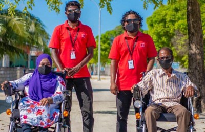 ބީއެމްއެލް އިން 34 މީހަކަށް މޮޓޮރައިޒްޑް ވީލްޗެއާ ހަދިޔާކޮށްފި