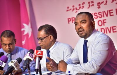 އޭސީސީގެ ރިޕޯޓް: އަދުރޭ އާއި އާރިފު މުޅިން ވެސް ދެއްކެވީ "ސިޔާސީ ވާހަކަ"!