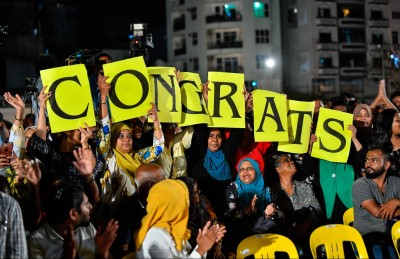 10،000 މެމްބަރުން ހަމަވަނީ ދެ ޕާޓީއެއްގައި، އެމްޑީޕީގެ މެމްބަޝިޕް ބައި ލައްކަ އަށް