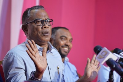 "އެއްވެސް ބާރަކަށް ދައުލަތް ހުއްޓުމަކަށް ގެނައުމުގެ ފުރުސަތު ލިބިގެނެއް ނުވާނެ،"