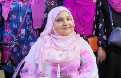 ދުވަސްތަކެއް ފަހުން ކުރީގެ ފަސްޓް ލޭޑީ ފާތުން ސަޕޯޓަރުންނާ އެކު ފެނިލުމެއް