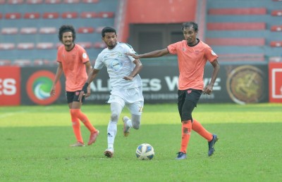 ދެވަނަ މަގާމުގައި އީގަލްސްއިން ފުރަތަމަ ބުރު ނިންމާލައިފި