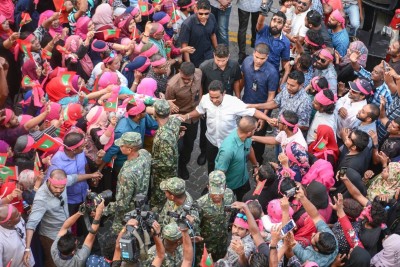 ހަމަލާއަކަށް ފަހު ހަމަލާއެއް، ތާރީހަކަށް ފަހު ތާރީހެއް!