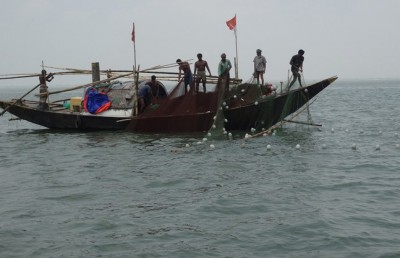 ބަންގްލަދޭޝްގައި މަސްވެރިކަން ކުރުން 65 ދުވަހަށް މަނާކޮށްފި
