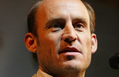 "ނޫ ރާއްޖެ" ޕްރޮގްރާމަށް އެމެރިކާގެ ބިލިއަނަރު ޓެޑް ވެއިޓްގެ އެހީ