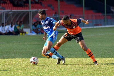 ފަހުވަގުތު އީގަލްސް ކޮޅަށް އަކޫ ޖެހި ގޯލުން ނިއު ސަލާމަތްވެއްޖެ