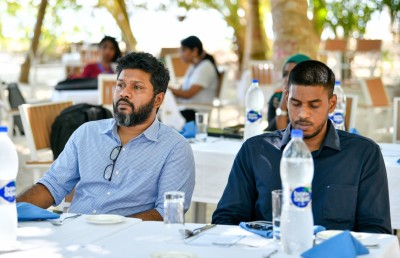 ޓޫރިޒަމް ދާއިރާގެ 218 ވިޔަފާރިއަކަށް އީޔޫގެ މާލީ އެހީ