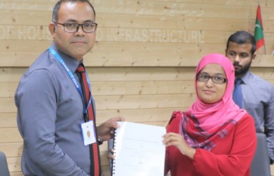 ހަތަރު ރަށެއްގެ މަގުތަކުގައި ތާރު އަޅަން އެމްޓީސީސީ އަށް ހަވާލުކޮށްފި