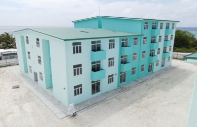 ފްލެޓް ހަވާލުނުކޮށްގެން ނައިފަރުގެ އާއިލާތަކެއް "މަގުމަތިވެފައި"!