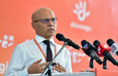 ޕާކުތަކަށް ދިރާގުން ހިލޭ ވައިފައި ދީފި