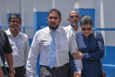 ގާސިމްގެ އިސްތިއުނާފުގެ އަޑުއެހުން ކެންސަލް ކޮށްފި