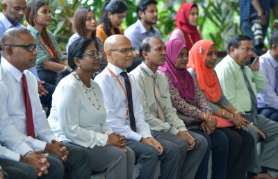 ޕާކުތަކަށް ދިރާގުން ހިލޭ ވައިފައި ދީފި