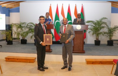 އިންޑިއާ އާއި ރާއްޖެއާ ދެމެދު ދެ އެއްބަސްވުމެއްގައި ސޮއިކޮށްފި