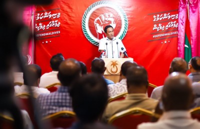 ޗައިނާ އޮތީ އޮތް ތަނުގައި، އިންޑިއާ ވަނީ ސިޓިންރޫމަށް: ޔާމީން