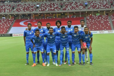 އެކުވެރިކަމުގެ މެޗުގައި ރާއްޖެ ކައިރިން ސިންގަޕޫރަށް ހަނި މޮޅެއް