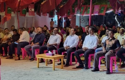 މި ސަރުކާރުގައި ބްރޯއަކަށް ބްރޯއެއް އެބަހުރި، ކުންފުނިތަކުން ވައްކަން ކުރޭ: ޔާމީން