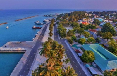 ކުޑަހުވަދޫގައި ހުންނަ މީރާގެ އޮފީހުން 62،393ރ. ގެ ހަތަރު ޗެކް ވަގަށް ނަގައިފި