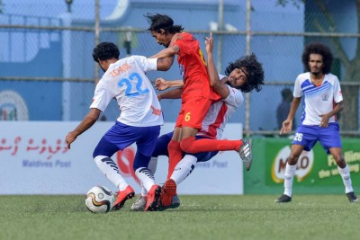 ޒެފްރޯލް ކައިރިން ދަ ގޭންގަށް ހަނި މޮޅެއް