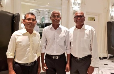 އަމާން ގައުމެއްކަން ދައްކަން ނަޝީދާއެކު އެމްޑީޕީގެ އިސްވެރިން ލަންކާއަށް