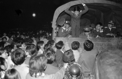 ޗަައިނާ އިން 1989 ގެ ގަތުލުއާންމު ދިފާއުކޮށްފި