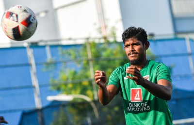 ޓީމު ވަރުގަދަ، އަސަދުﷲ ބޮޑު އިތުބާރެއްގައި