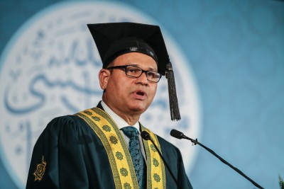 ކޮރަޕްޝަނާ ދެކޮޅަށް މަސައްކަތް ކުރުމަށް ޑިފެންސް މިނިސްޓަރު ގޮވާލައްވައިފި