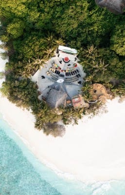 މިލިއަނަކަށް ވުރެ ގިނަ ފޮލޯވާސްގެ ކާމިޔާބީގެ ފަހަތުގައި!