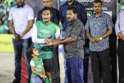 ލިޔާހް: ފުޓްސަލްގައި ދެވަނައެއް ނެތް!