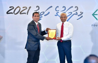 އަޒުމެއް ނުގުޑި، ވަޖީހުގެ ފޫހިކަމެއް ނެތް!