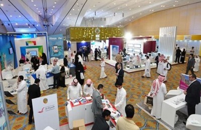 އީދަށް މެދުއިރުމަތިން އަންނަ ޓޫރިސްޓުން އިތުރު