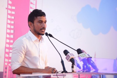 ރައީސް ޔާމީނަކީ ރަންގަނޑެއް، އިދިކޮޅު ކެންޑިޑޭޓަކީ ދަގަނޑު: ފަލާހު