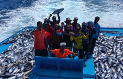 ފަސް ޓަނަށް ލިމިޓްކުރުމަކީ ދޭ ވަރަށް ބޮޑު ގެއްލުމެއް: މަސްވެރިން