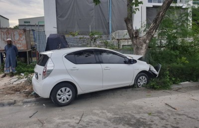 ޑްރައިވަރަށް ނިދިގެން ހުޅުމާލޭގައި ނުރައްކާތެރި އެކްސިޑެންޓެއް