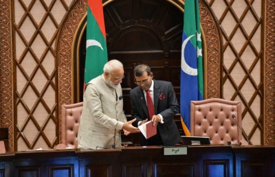 ރާއްޖެ އަށް އެހީވަނީ ގައުމު ދަރަނިވެރިކުރާކަށް ނޫން: މޯދީ
