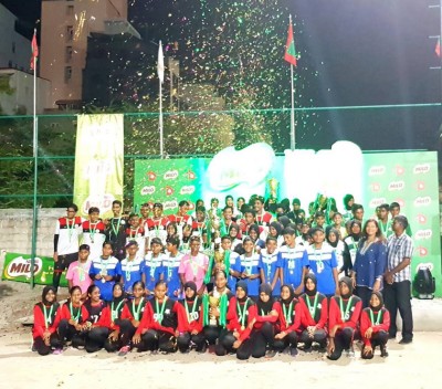 އަންހެން ޗެމްޕިއަންކަން އަނެއްކާވެސް މާފުއްޓަށް، ފިރިހެން ޗެމްޕިއަންކަން އިސްކަންދަރަށް