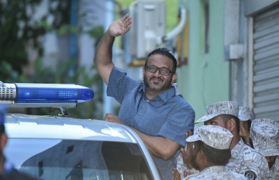 އަފްރާޝީމާއި ރިލްވާނާ ގުޅުވައިގެން އަދީބަށް ކުރާ ތުހުމާ މެދު ވަނީ ސުވާލު ކޮށްފައި: ކޮމިޝަން